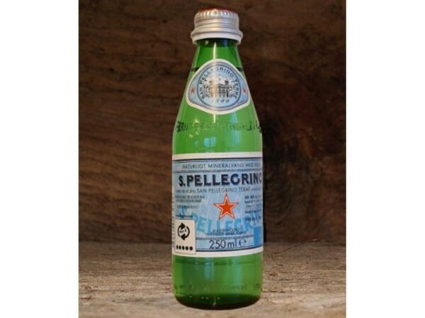 San Pellegrino 25 cl. skruelåg